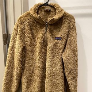 Fluffy Patagonia Pullover Size XL